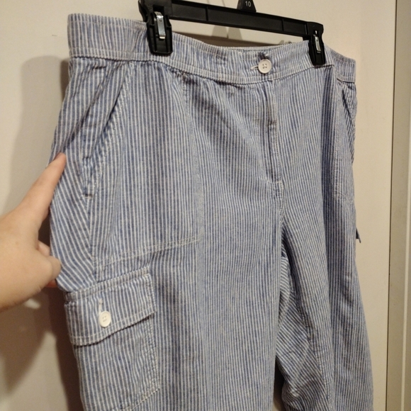 Talbots Women's Blue & White Stripe Linen Blend Capri Pull-On Pants Sz 18W-Beach - Picture 3 of 6